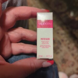 Valentino Puffer Gloss - Radiant Pink Shine